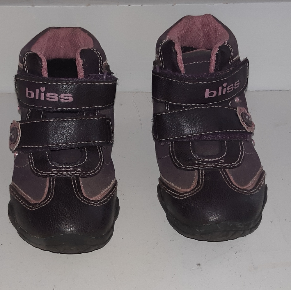 Bliss ankle Baby leather Girl  Boots size …